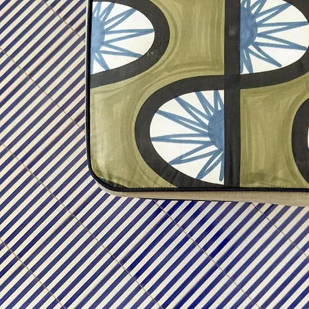 Mimi Gallery House *